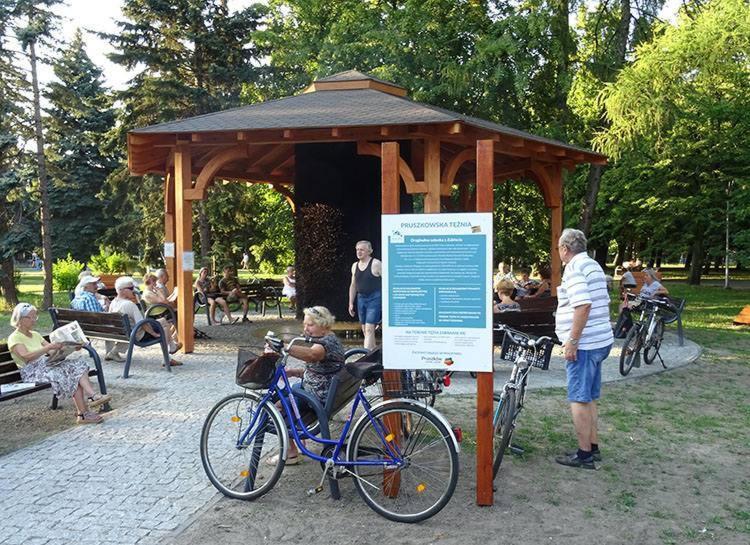Juna - Nowoczesny Apartament W Centrum Z Widokiem Na Park Pruszków Exteriér fotografie